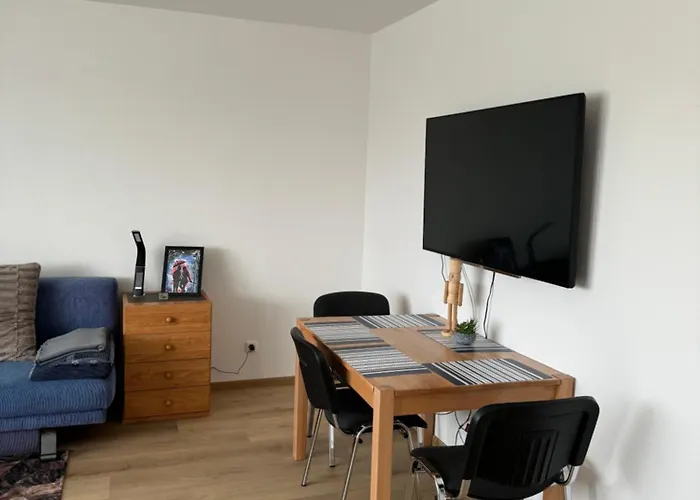 Lejlighed City-see *